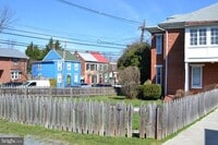 Building Photo - 200 W All Saints St