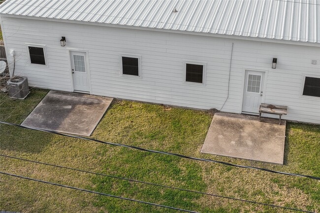 Building Photo - 7900 FM 2354