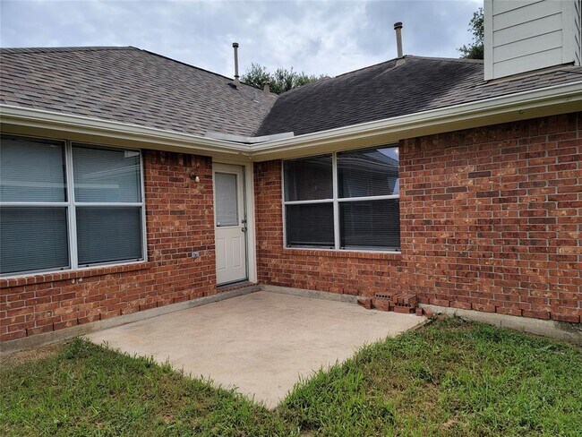 Building Photo - 12242 Noco Dr