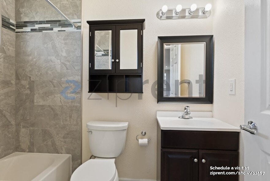 Building Photo - 4726 Armour Dr