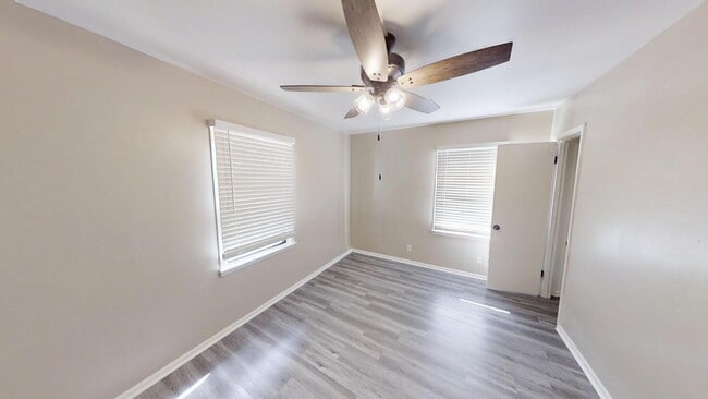 Building Photo - 506 Goodnight Dr