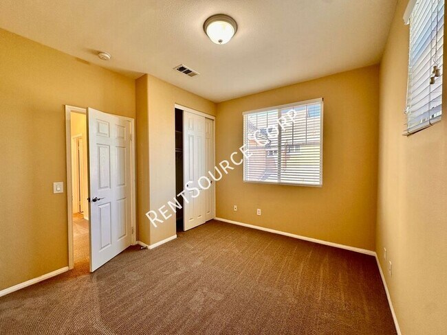 Building Photo - 24162 Willowbrooke Ct
