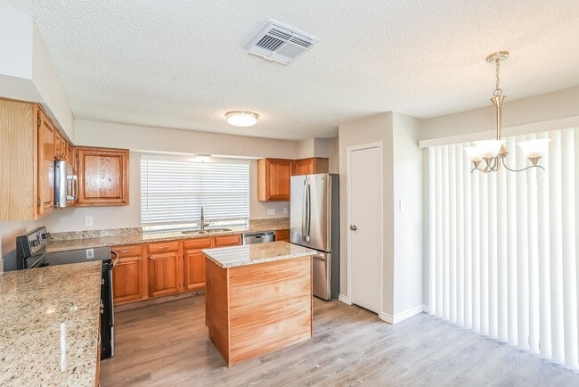 Building Photo - 10911 Kirkbud Ln