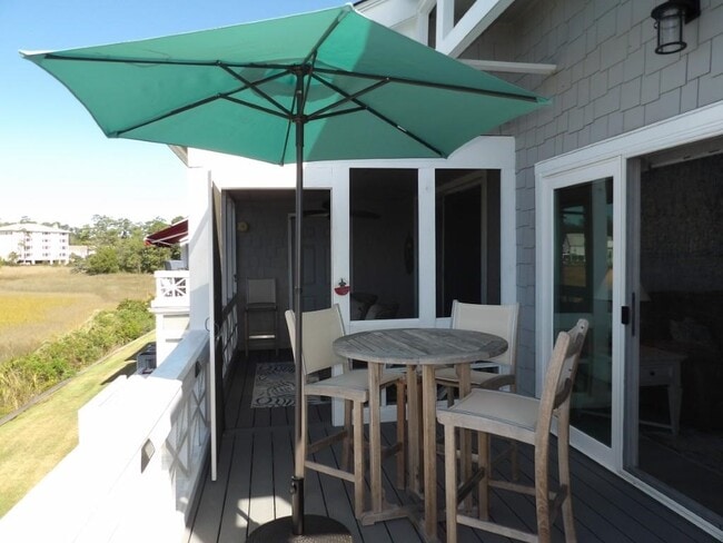 Building Photo - 4396 Baldwin Ave