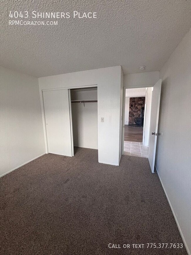Building Photo - 4043 Shinners Pl