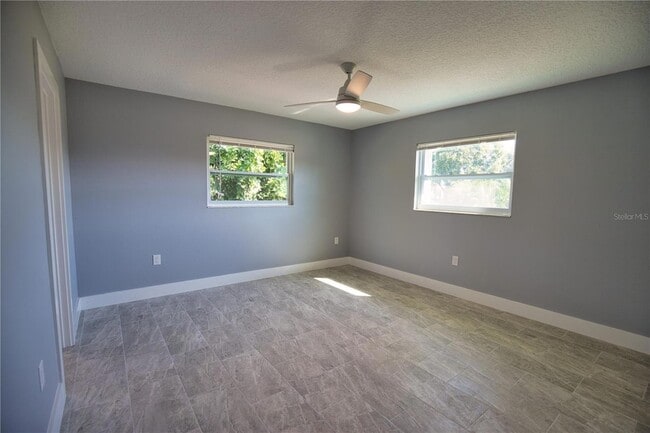 Building Photo - 3392 Orange Rd