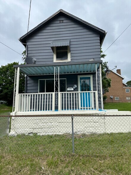 Primary Photo - 1127 Wallis Ave