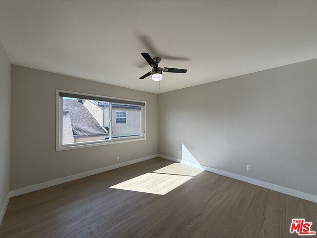 Building Photo - 1505 Cochran Ave