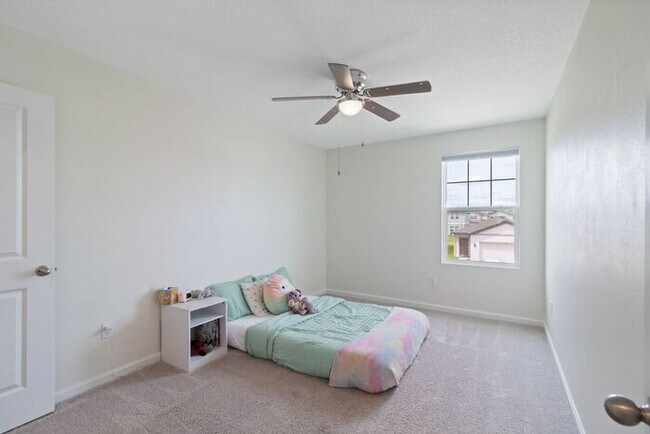 Building Photo - 4 Bed, 2.5 Bath Hidden Creek Home for Lease!