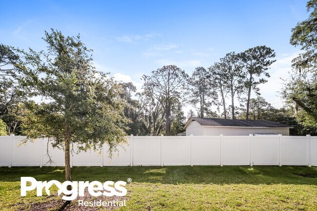 Building Photo - 12717 Camden Crossing Dr