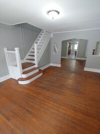 Building Photo - Prime West Philadelphia Home- Big & Ready ...