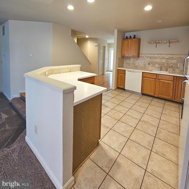 Building Photo - 13120 Misty Glen Ln