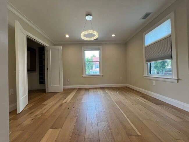 Building Photo - 23 Winslow Rd