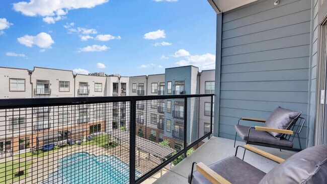 Building Photo - 2901 Indiana St