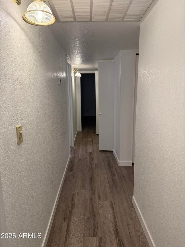 Building Photo - 3510 E Hampton Ave