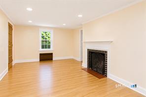 Building Photo - 98 Woodmere Rd