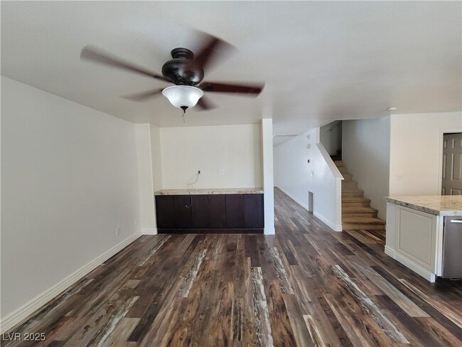 Building Photo - 10799 Flame Vine Ct