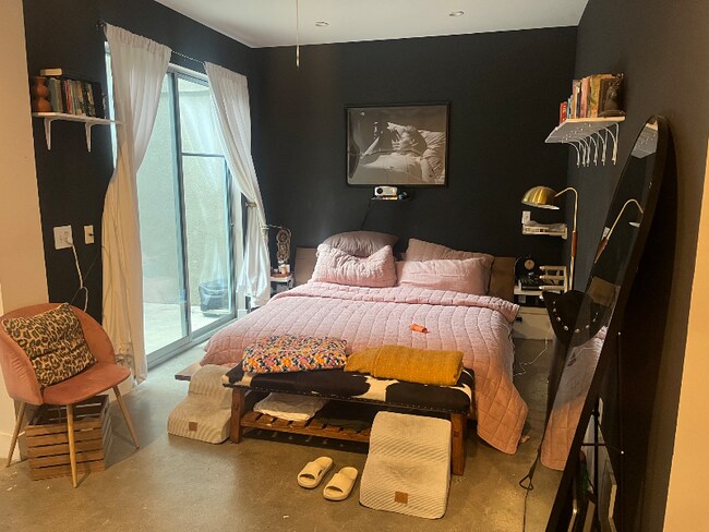 Building Photo - 175 Langton St