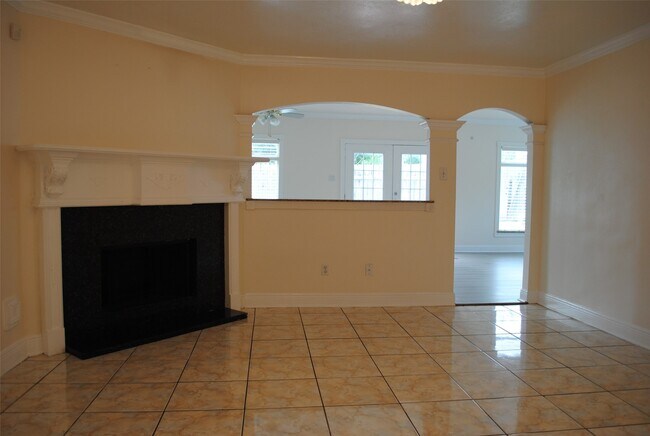 Building Photo - 3910 Starbridge Pointe Ln