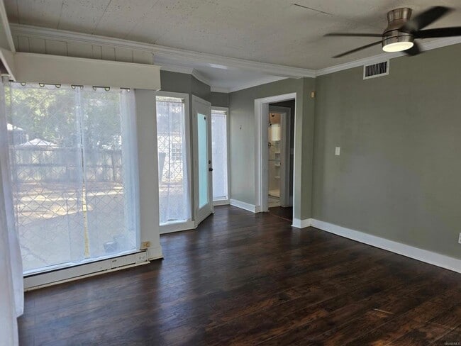 Building Photo - 3244 Montezuma Rd