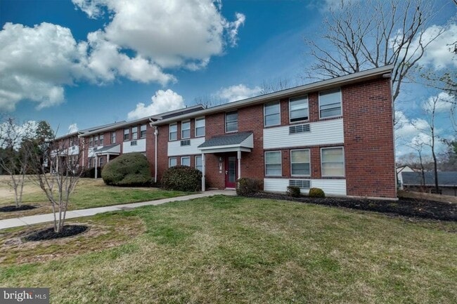 Building Photo - 200 Prince Frederick St