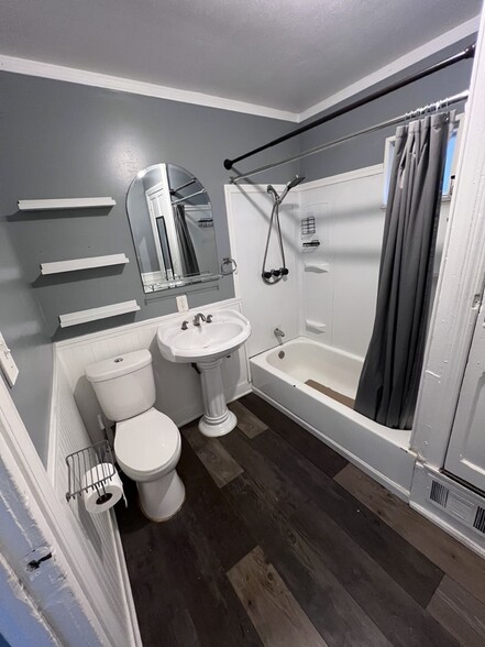 Building Photo - 2636 N Richards St