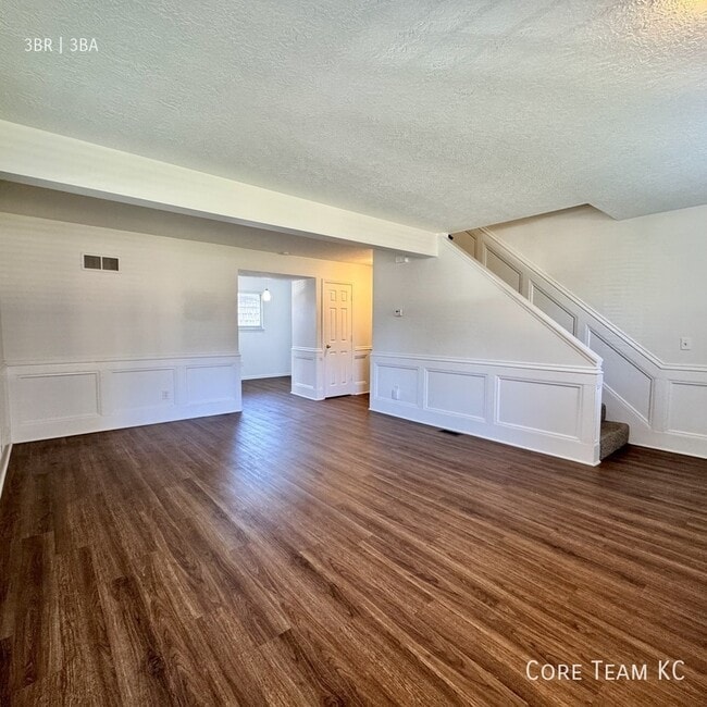 Building Photo - 4420 Jarboe St