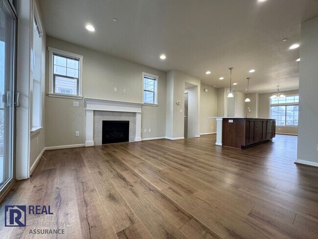 Building Photo - 13731 SW Silent Fox Terrace