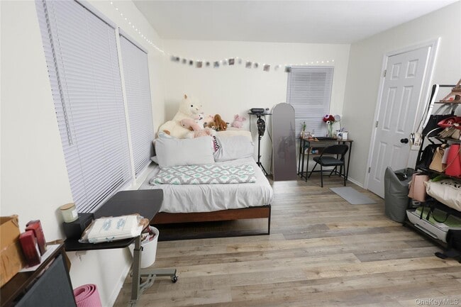 Building Photo - 3 Saratoga Ct