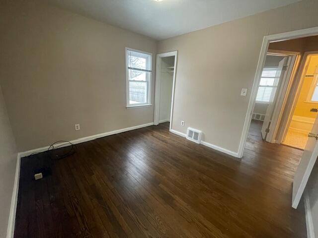 Building Photo - 9255 Heyden St