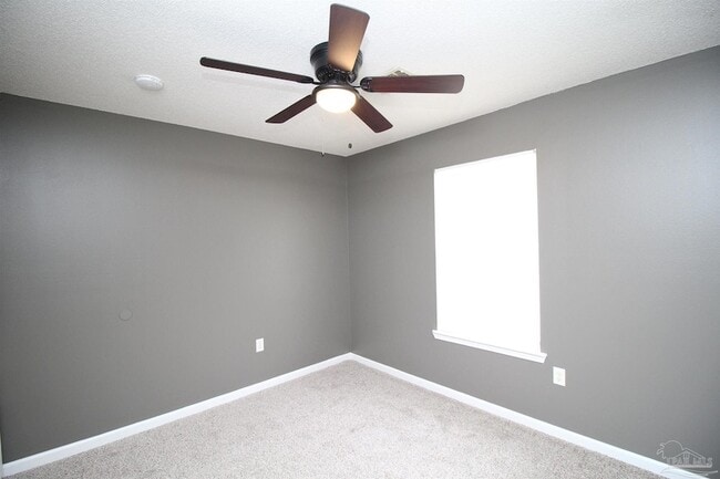 Building Photo - 7161 Pine Blossom Rd