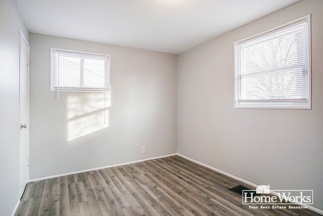 Building Photo - Well-maintained two-bedroom, one-bath home with a practical layout, & cozy living areas.