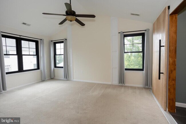 Building Photo - 1411 Campbell Ct NE
