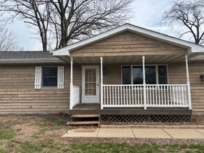 Building Photo - 5750 Blossom Ave