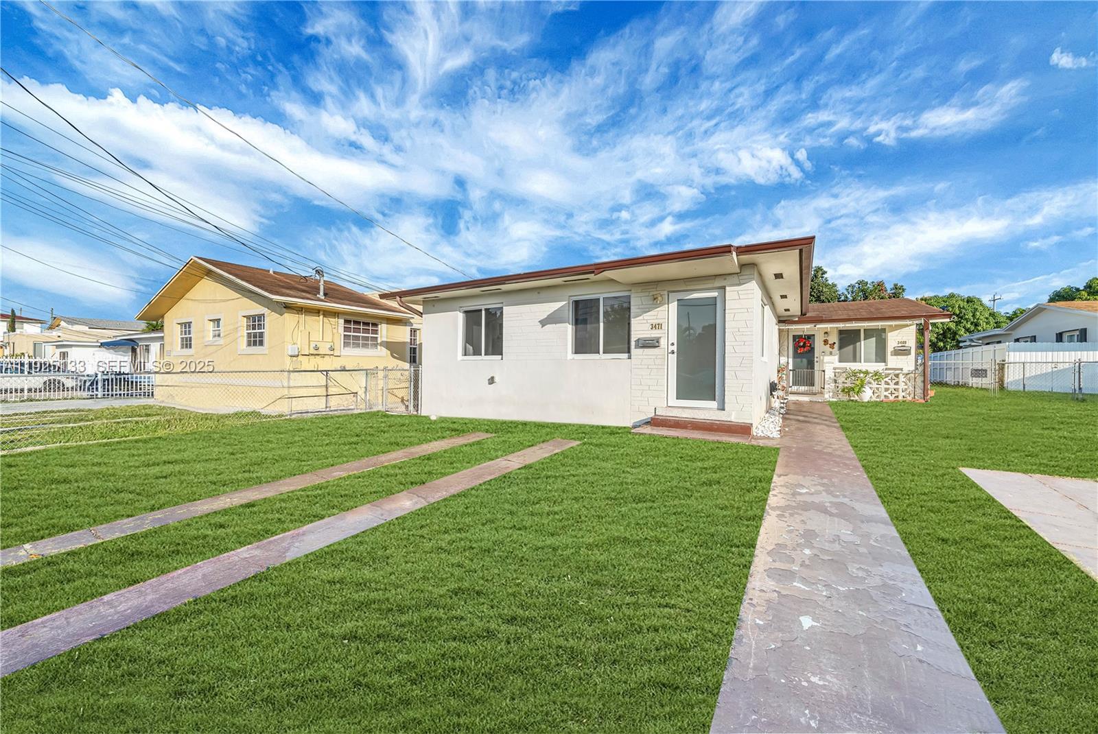 Building Photo - 3471 SW 3rd St