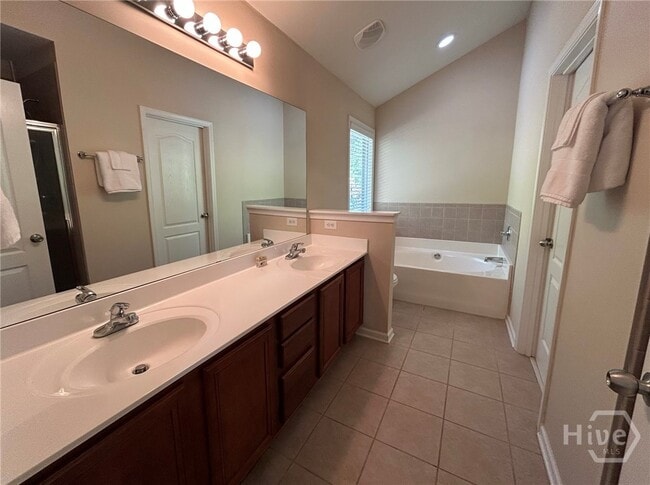 Building Photo - 1559 Blackstone Way