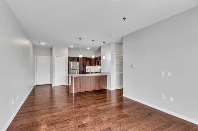 Building Photo - 1118 Litton Ave