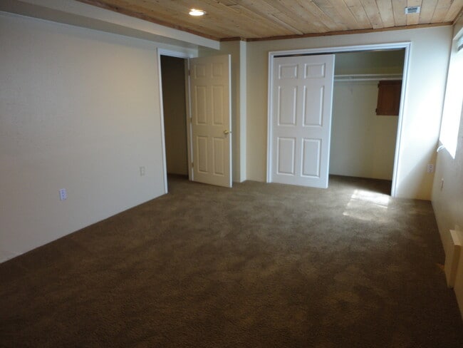 Building Photo - Delightful Home in Desirable Orem Neighbor...