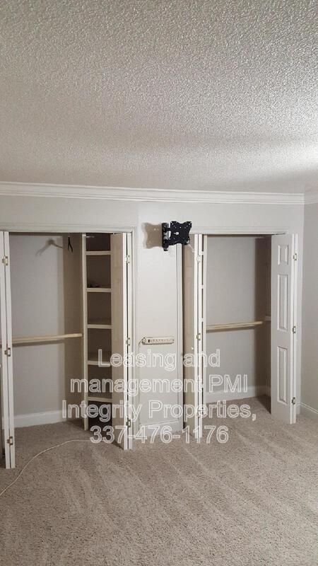 Building Photo - 193 Southfield Pkwy