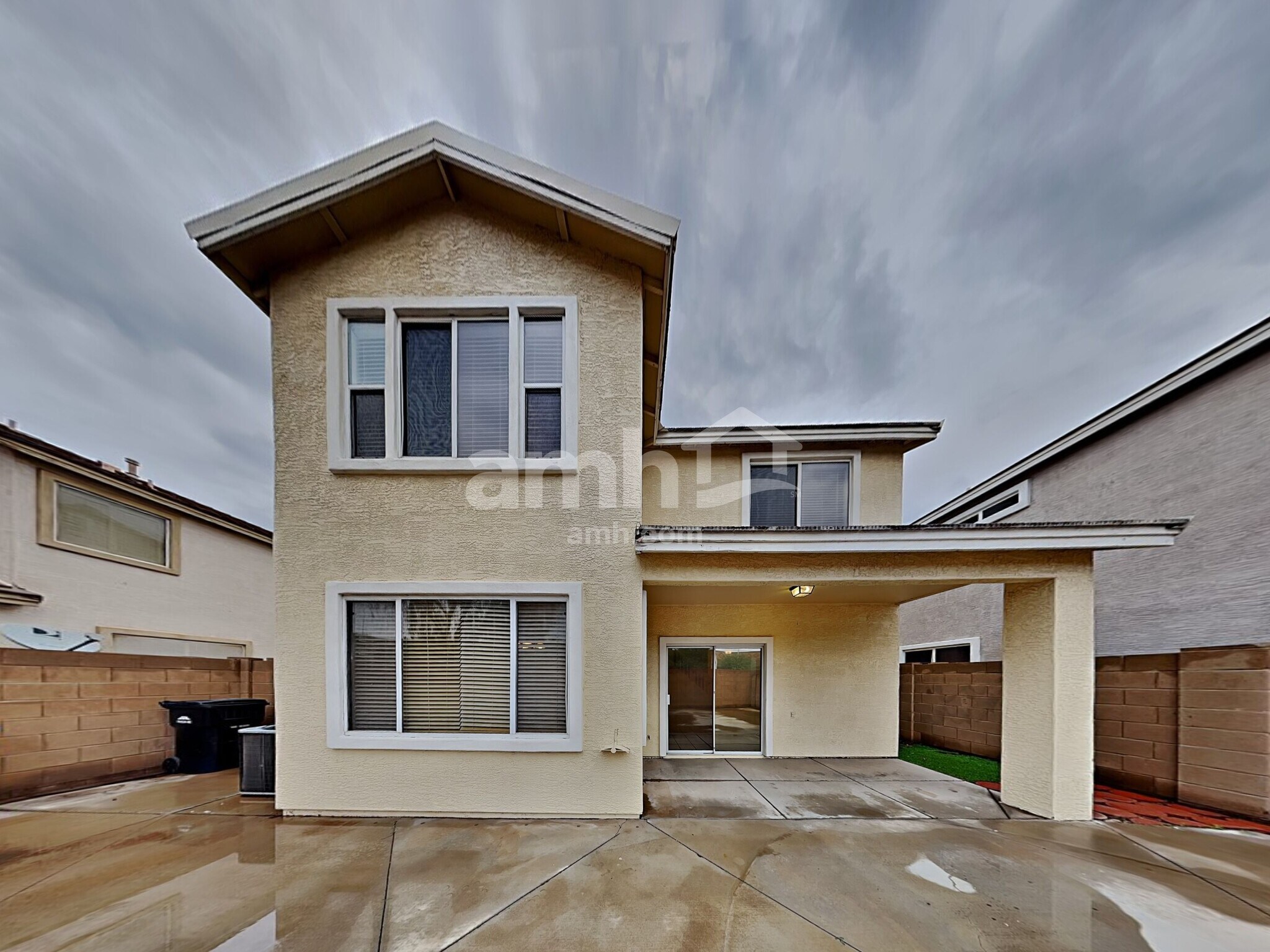 Building Photo - 2030 S 87th St