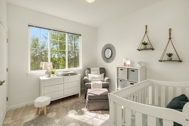 Building Photo - 2Bd/2Ba Issaquah Condo