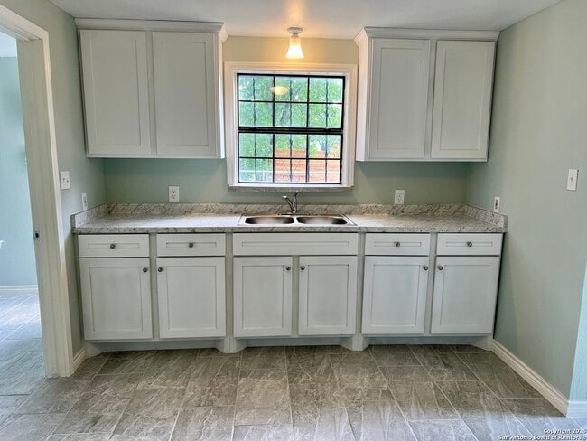 Building Photo - 1218 NW 23rd St