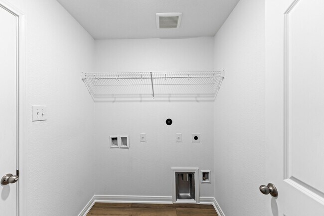 Building Photo - 1139 Amy Dr