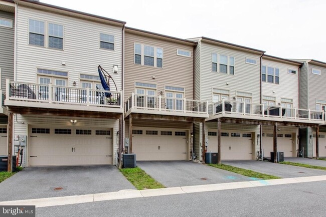 Building Photo - 7656 Telamon Wy