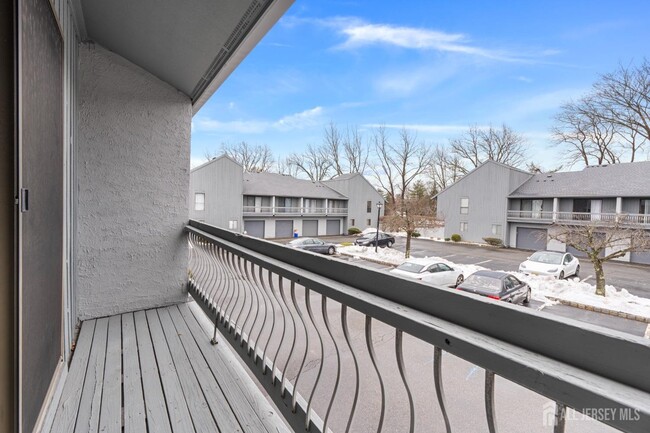Building Photo - 147 Linda Ln