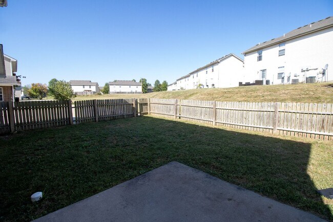 Building Photo - 1433-1435 Bodie Drive