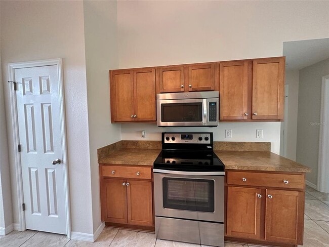 Building Photo - 1401 Vermouth Ln