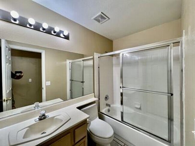 Building Photo - Single Story Summerlin Property!