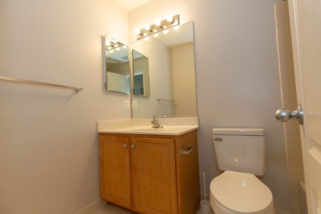 Building Photo - 391 Sheerer Dr