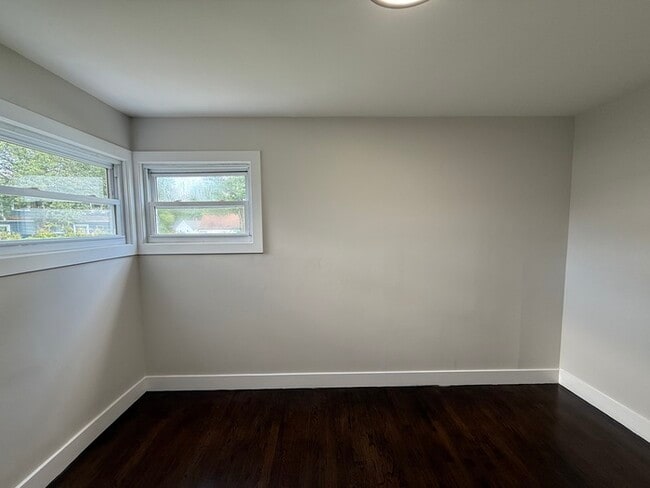 Building Photo - 1471 Frances Ln